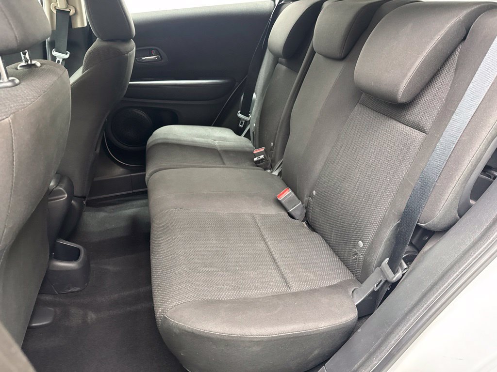 Used 2016 Honda HR-V LX image 19