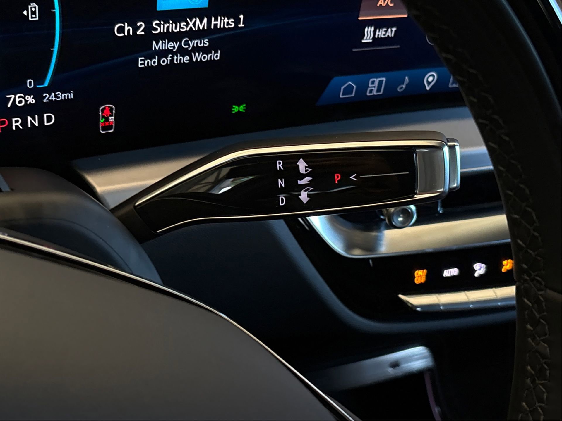 New 2026 Cadillac Lyriq Luxury image 30