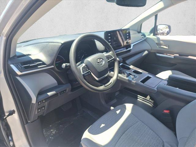 Certified 2021 Toyota Sienna LE w/ LE Plus Package AWD/4WD image 10