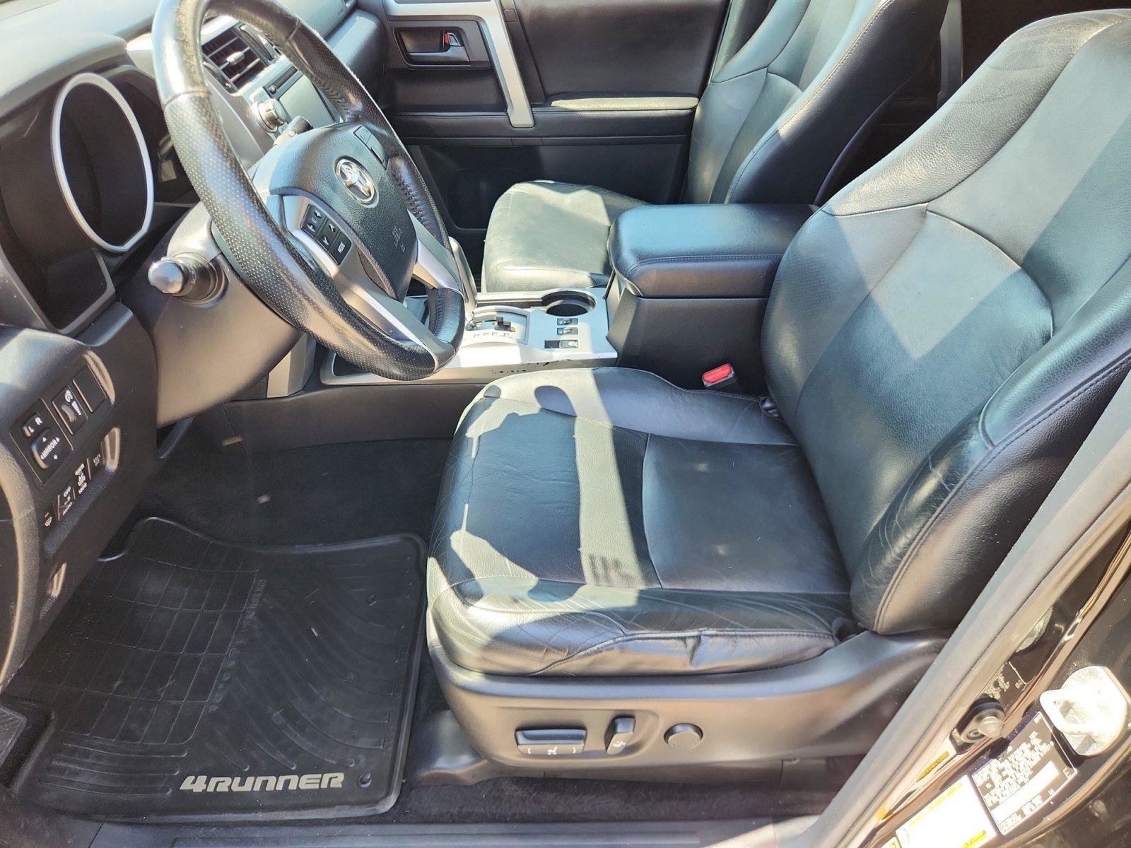 Used 2012 Toyota 4Runner Limited AWD/4WD image 10