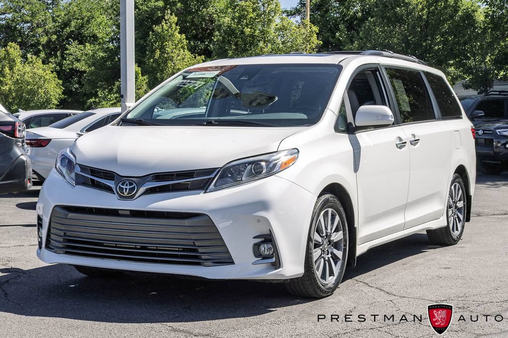 Used 2020 Toyota Sienna Limited FWD image 17