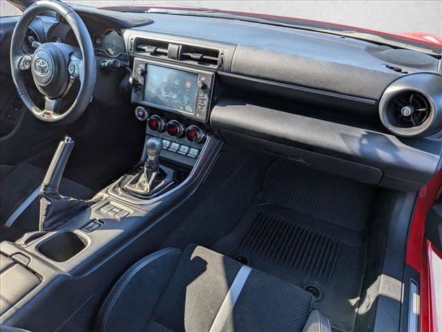Used 2025 Toyota GR86 Premium w/ ALL Weather Mat Package (TMS) RWD image 20