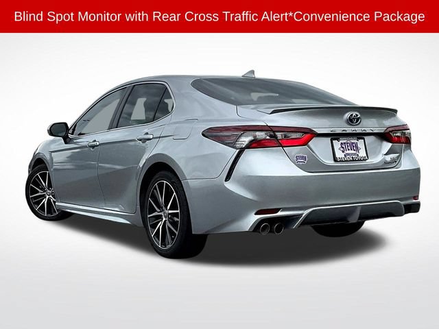 Used 2024 Toyota Camry SE w/ Audio Upgrade Package FWD image 4