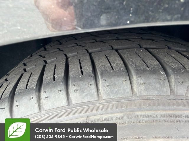 Used 2014 Ford Focus Titanium FWD image 12