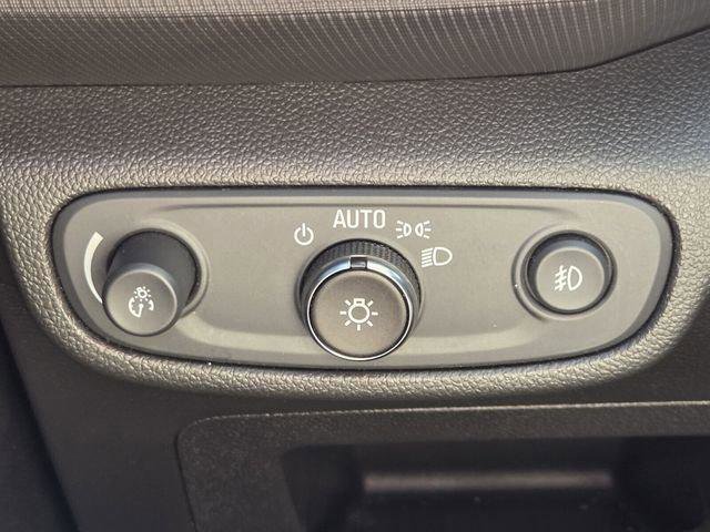 Used 2022 Chevrolet TrailBlazer LT image 39