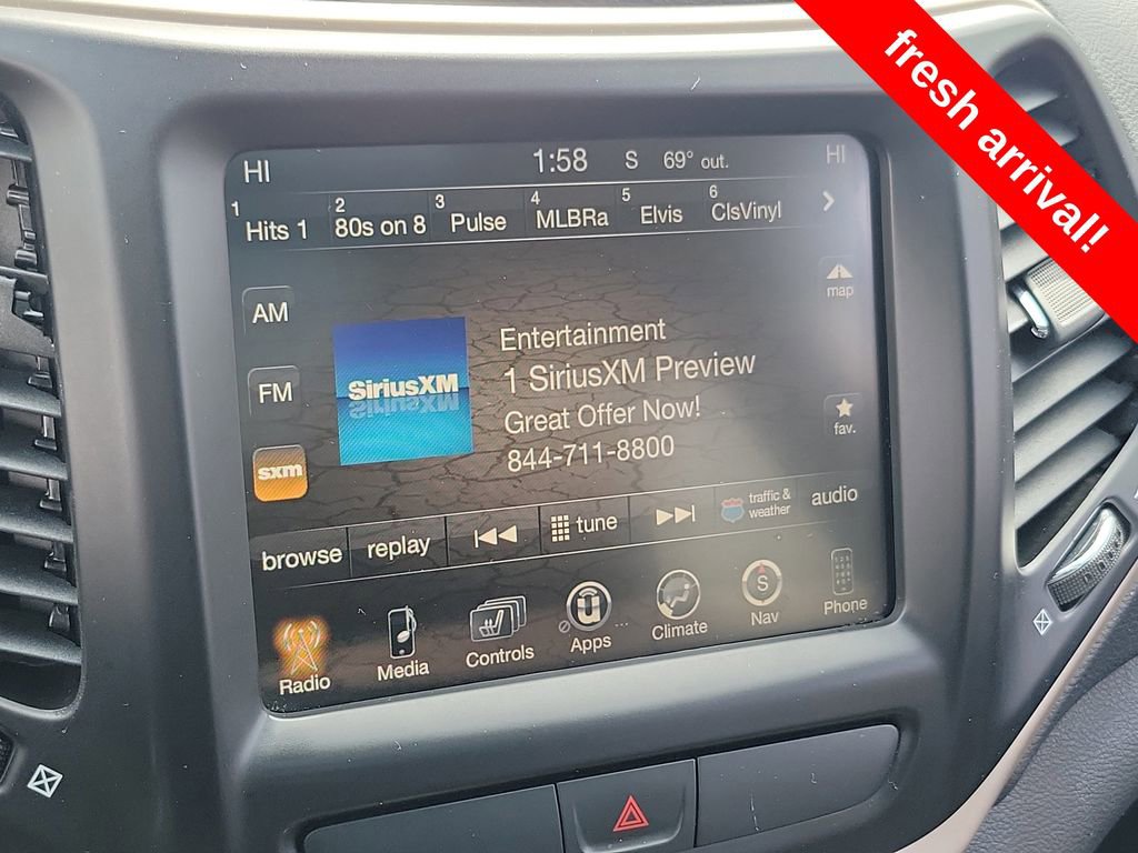 Used 2015 Jeep Cherokee Limited image 27