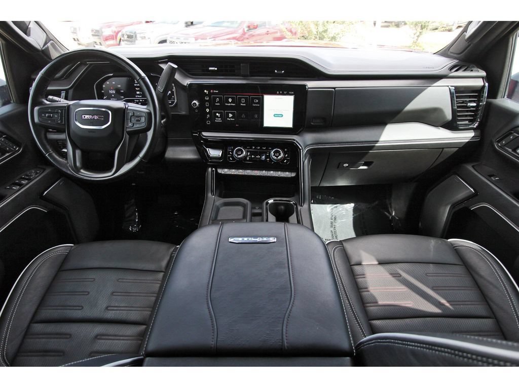 Used 2025 GMC Sierra 2500 AT4X AWD/4WD image 12