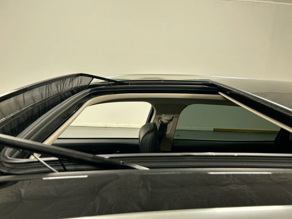 Used 2022 Lincoln Nautilus Reserve w/ Luxury Package image 20