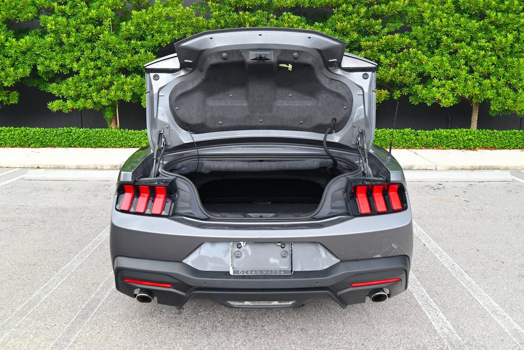 Used 2024 Ford Mustang Premium RWD image 10