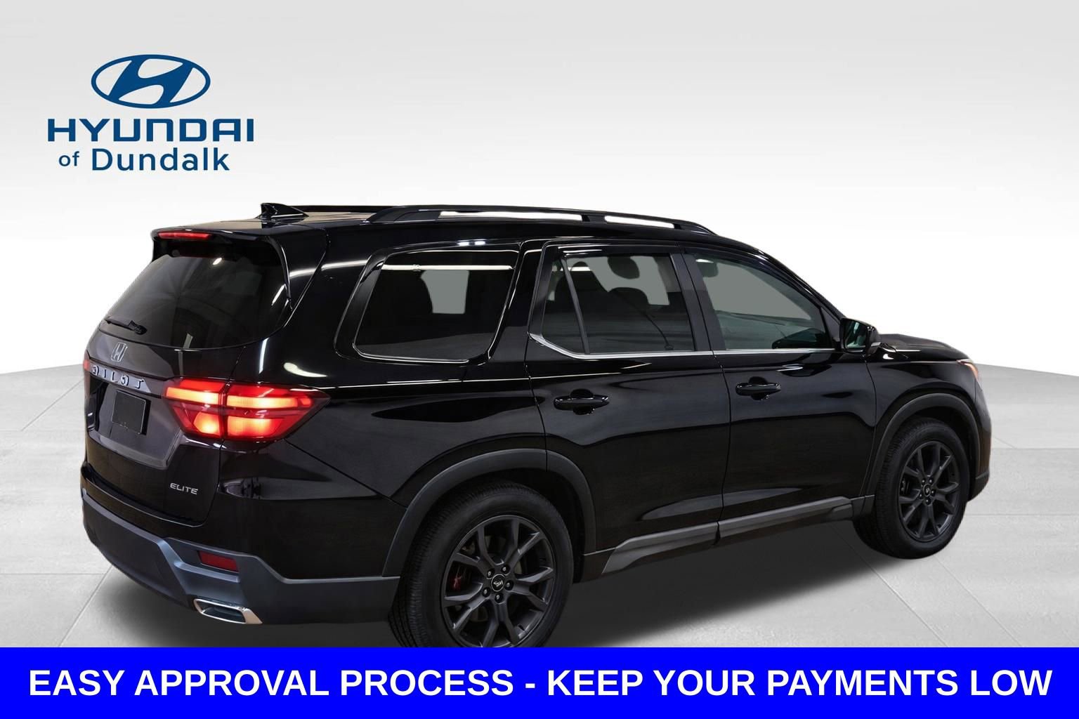 Used 2024 Honda Pilot Elite image 2