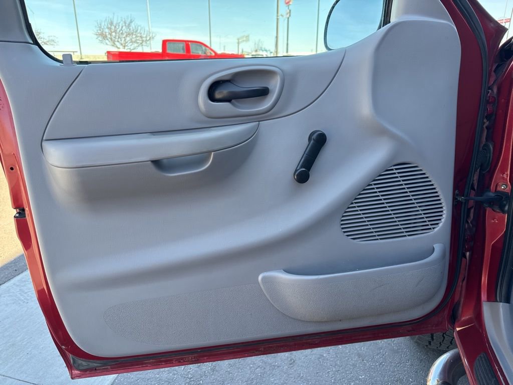 Used 1999 Ford F150 XL image 11