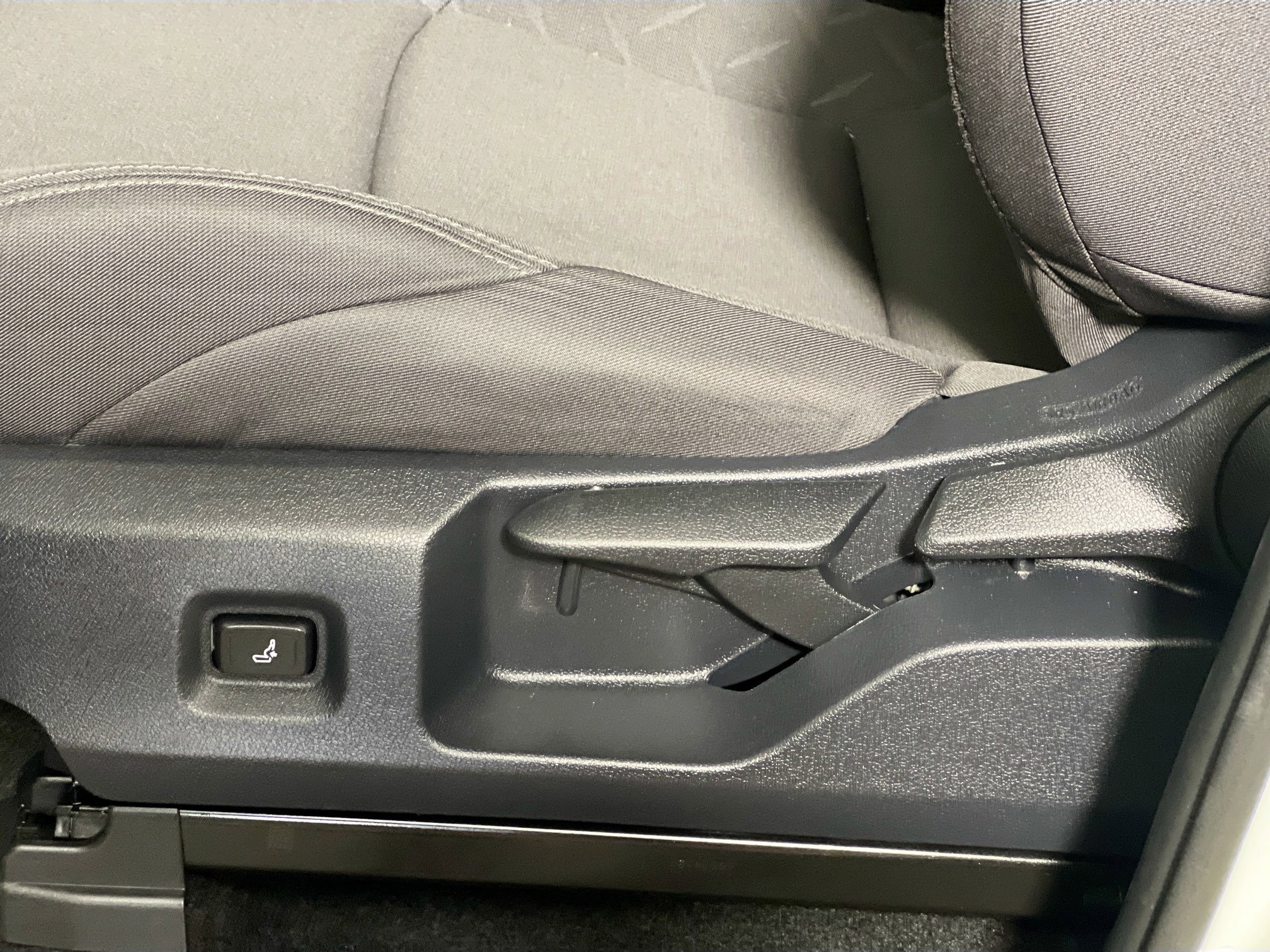 Used 2024 Toyota Tacoma SR w/ Towing Package image 9