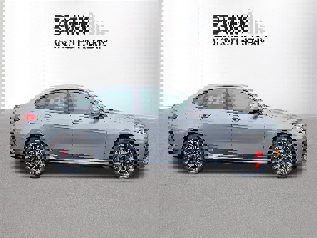 New 2026 BMW 228i xDrive w/ Technology Package image 3