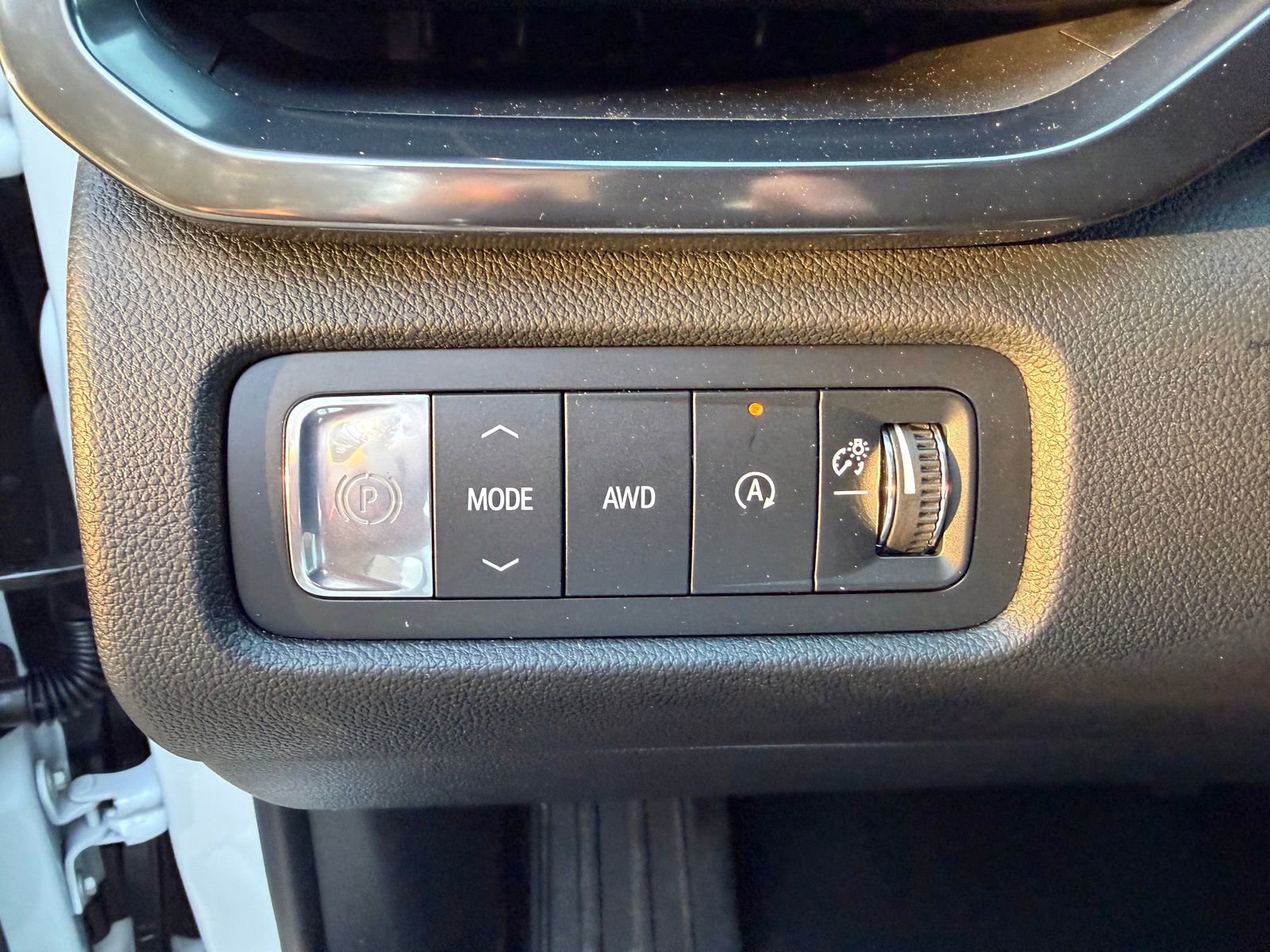 New 2026 GMC Acadia AT4 image 12