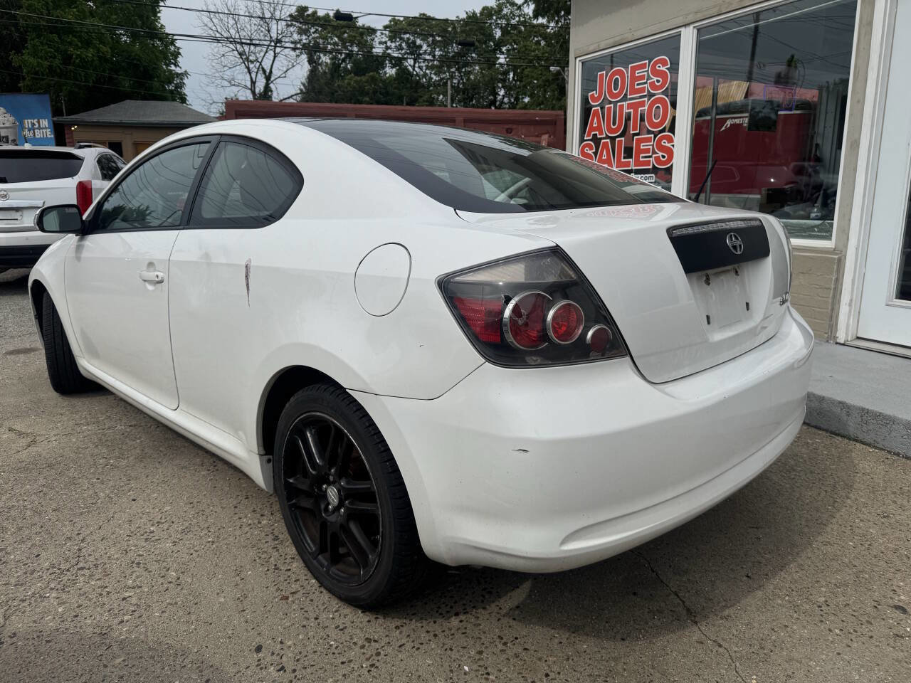 Used 2009 Scion tC FWD image 4