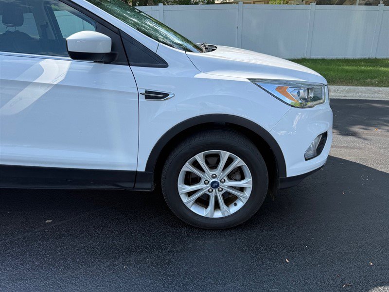 Used 2019 Ford Escape SEL AWD/4WD image 32