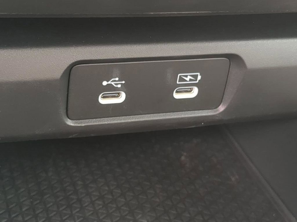 Certified 2025 Honda Accord LX image 18