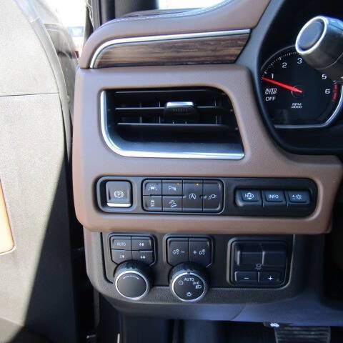 Used 2021 Chevrolet Tahoe High Country w/ Premium Package AWD/4WD image 20