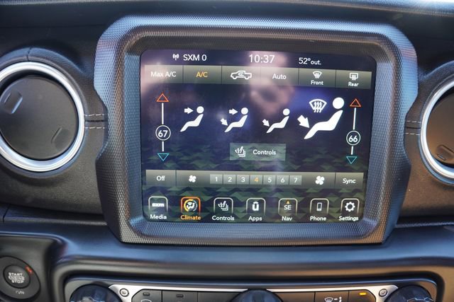 Used 2020 Jeep Gladiator Overland AWD/4WD image 23