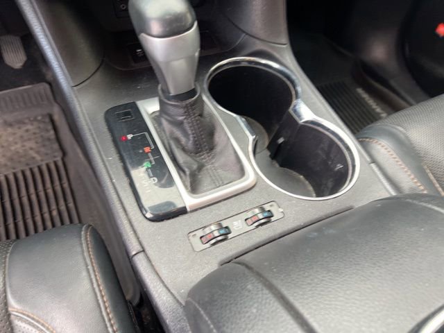 Used 2019 Toyota Highlander Limited AWD/4WD image 16