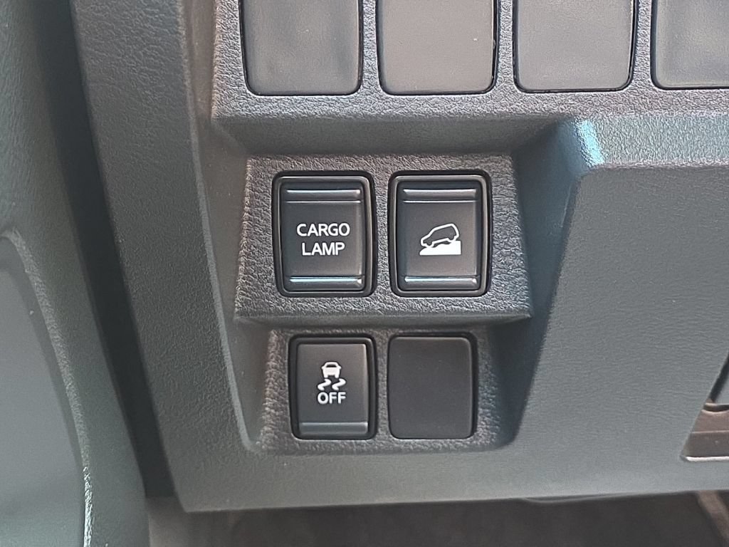 Used 2024 Nissan Frontier S AWD/4WD image 21
