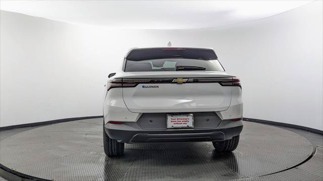 Used 2026 Chevrolet Equinox EV LT FWD image 7