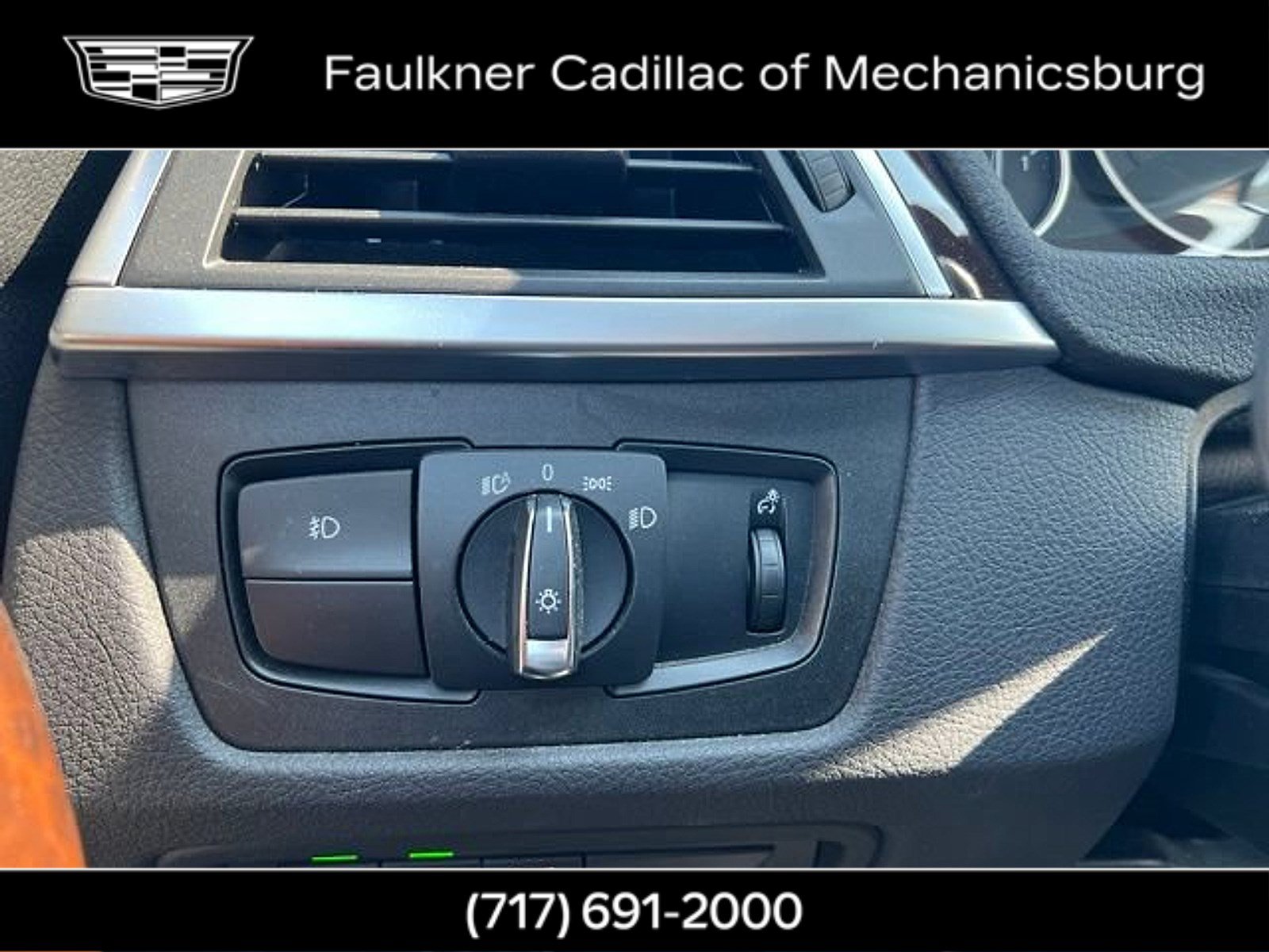 Used 2016 BMW 340i xDrive Sedan AWD/4WD image 26