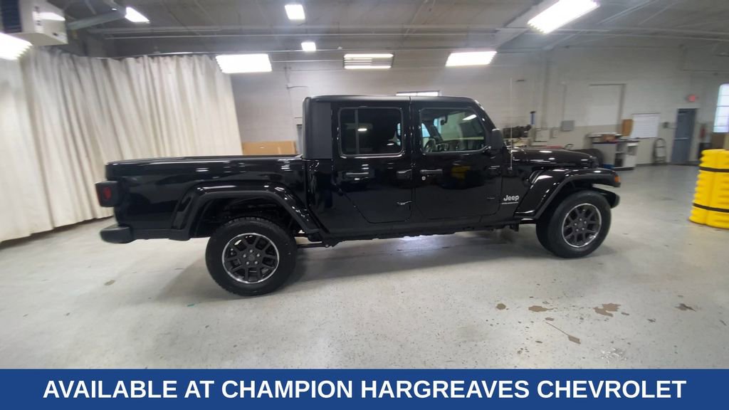 Used 2023 Jeep Gladiator Overland image 11