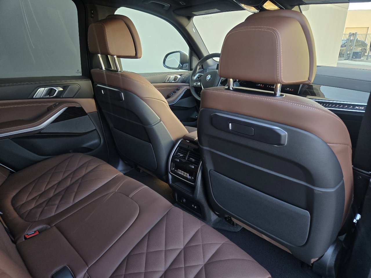 Used 2026 BMW X5 xDrive50e w/ Climate Comfort Package image 17