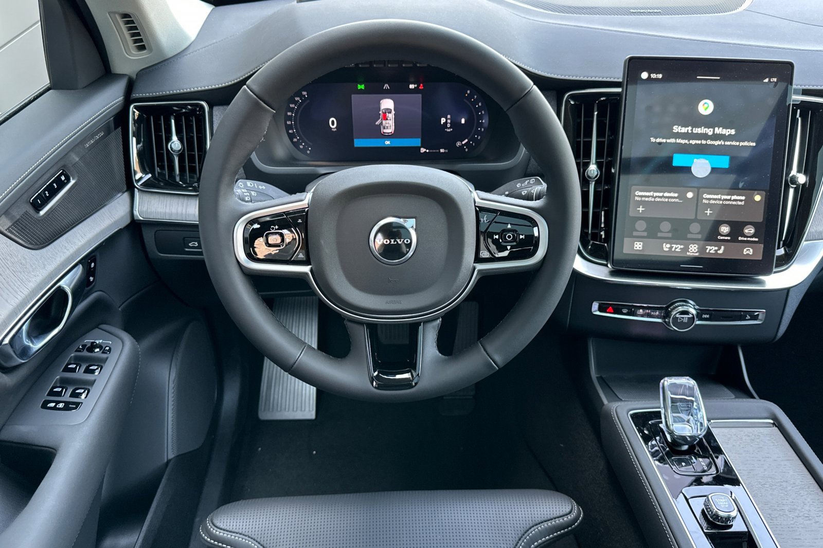 New 2026 Volvo XC90 B6 Ultra w/ Protection Package image 15