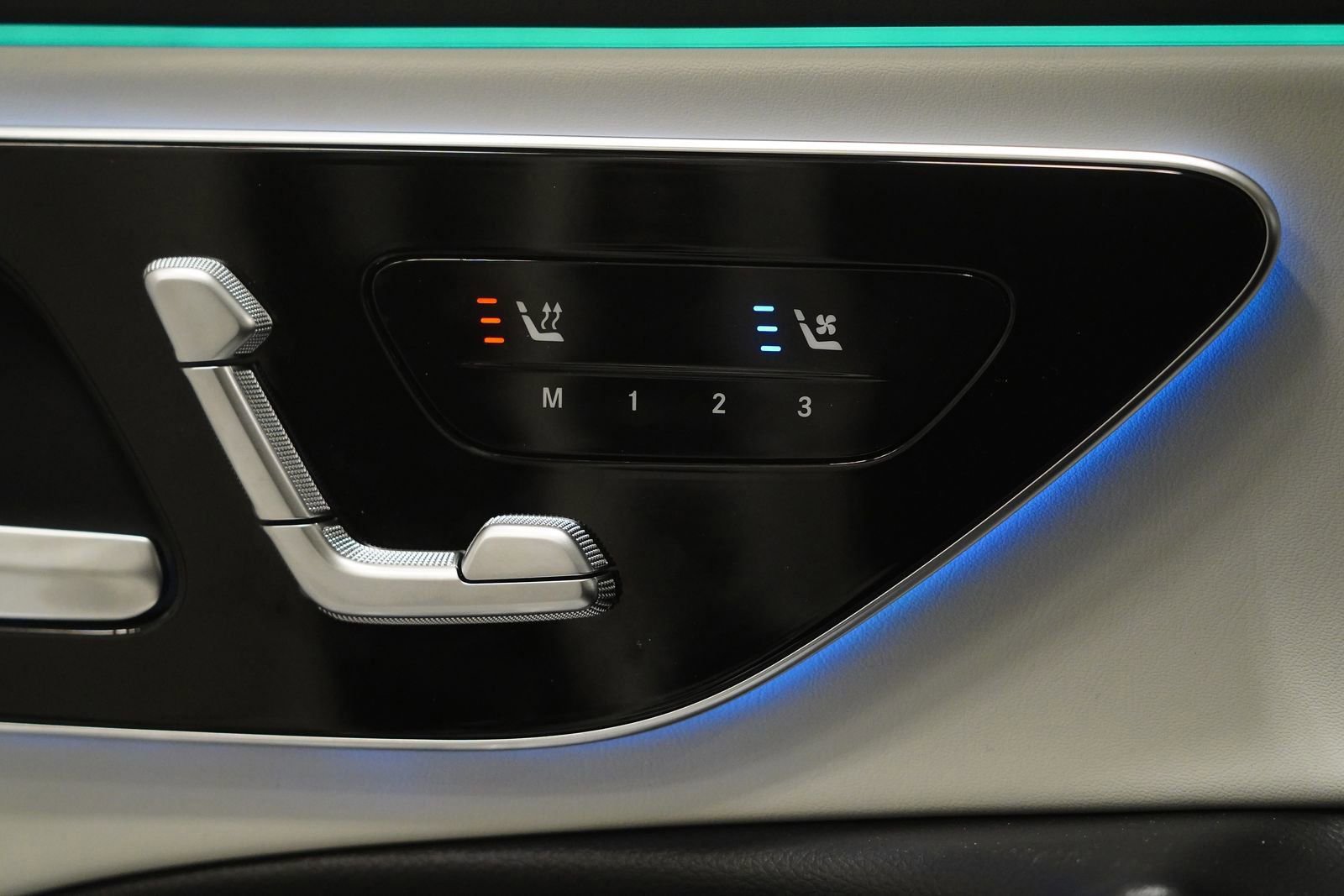 New 2026 Mercedes-Benz E 53 AMG e 4MATIC Sedan image 32