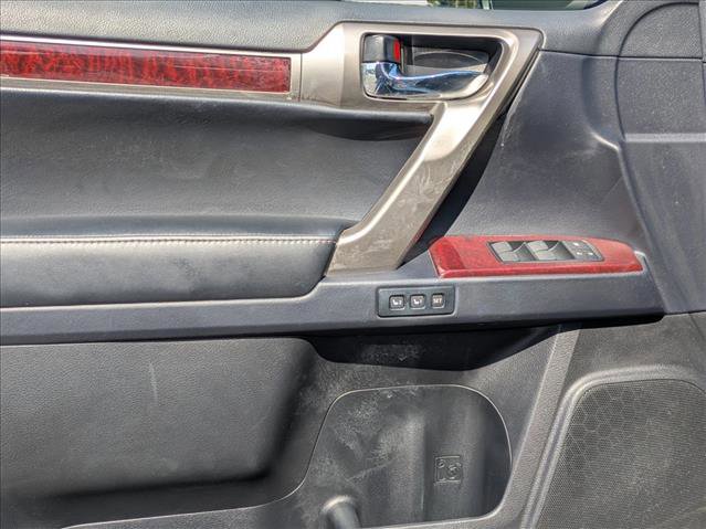 Used 2019 Lexus GX 460 Luxury image 18