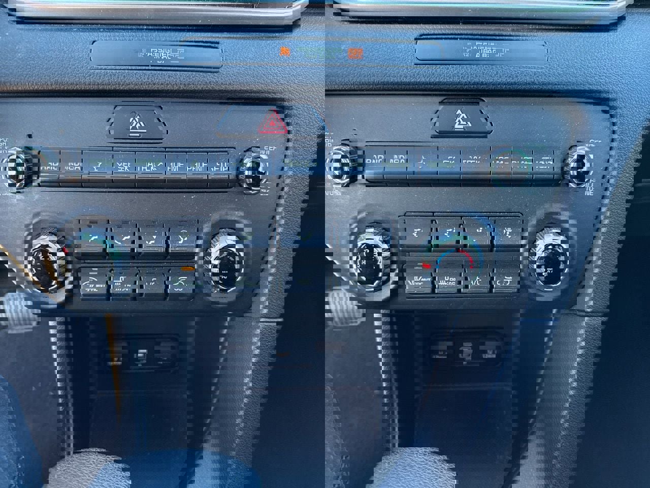 Used 2022 Kia Sportage LX image 23