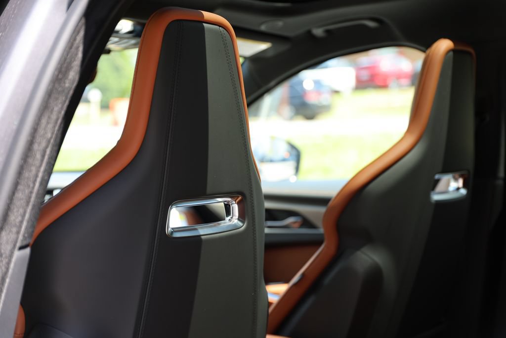 New 2026 Jaguar F-PACE R-Dynamic S AWD/4WD image 14