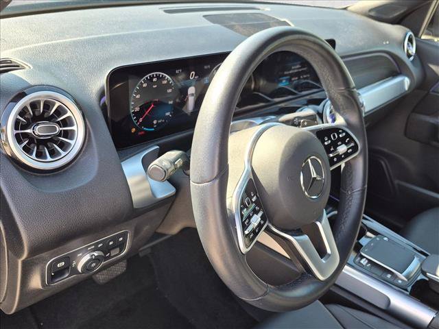 Used 2022 Mercedes-Benz GLB 250 image 13