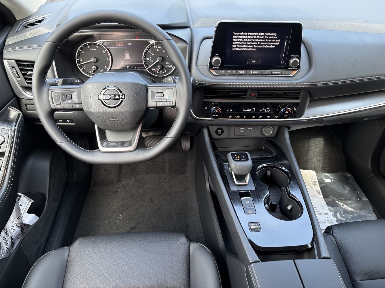 New 2027 Nissan Rogue Dark Armor FWD image 2