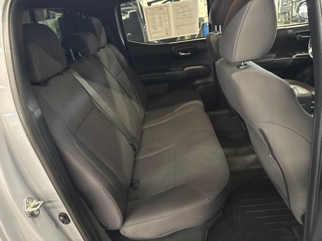 Used 2019 Toyota Tacoma TRD Off-Road AWD/4WD image 24