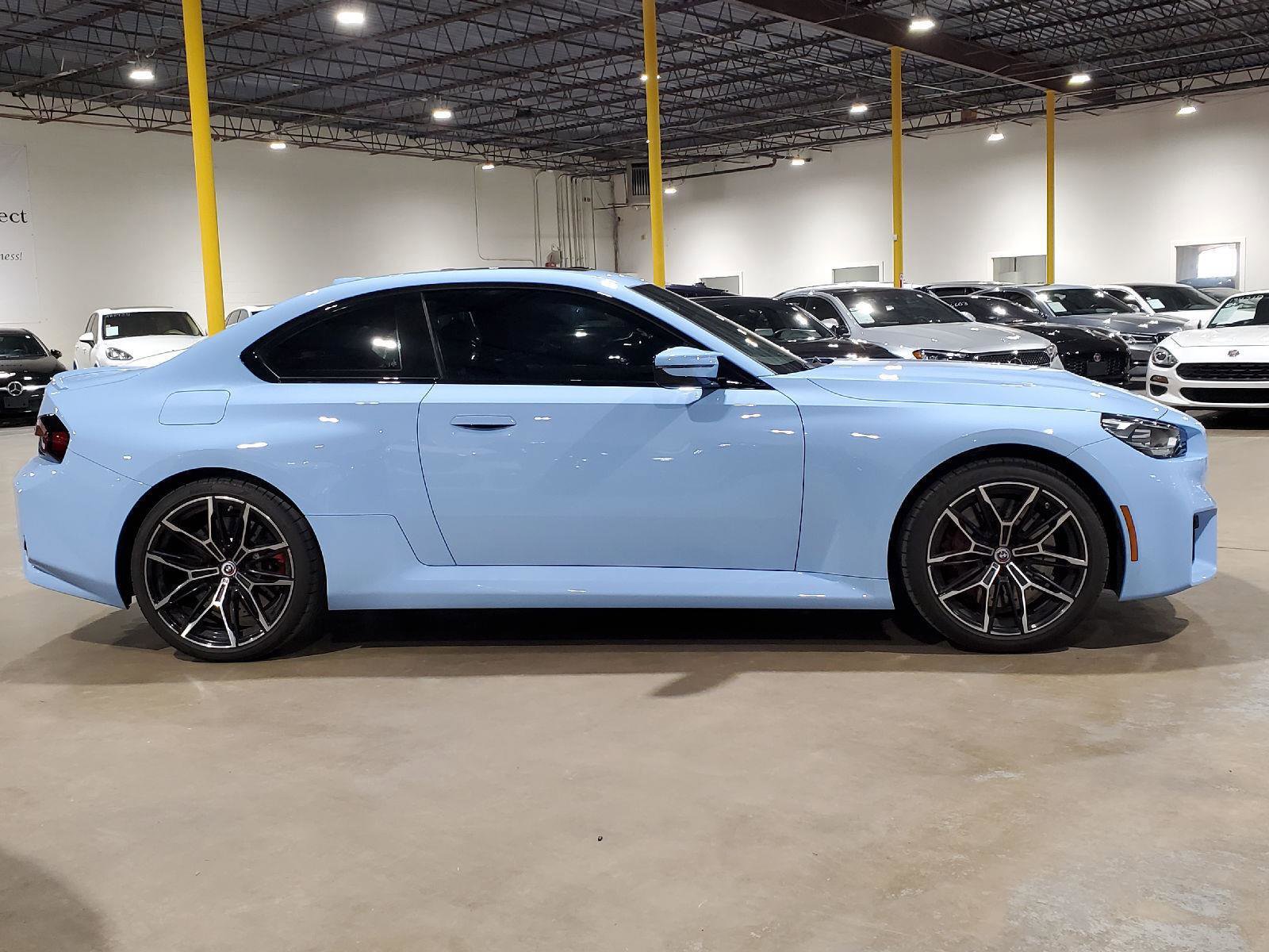Used 2023 BMW M2 image 5