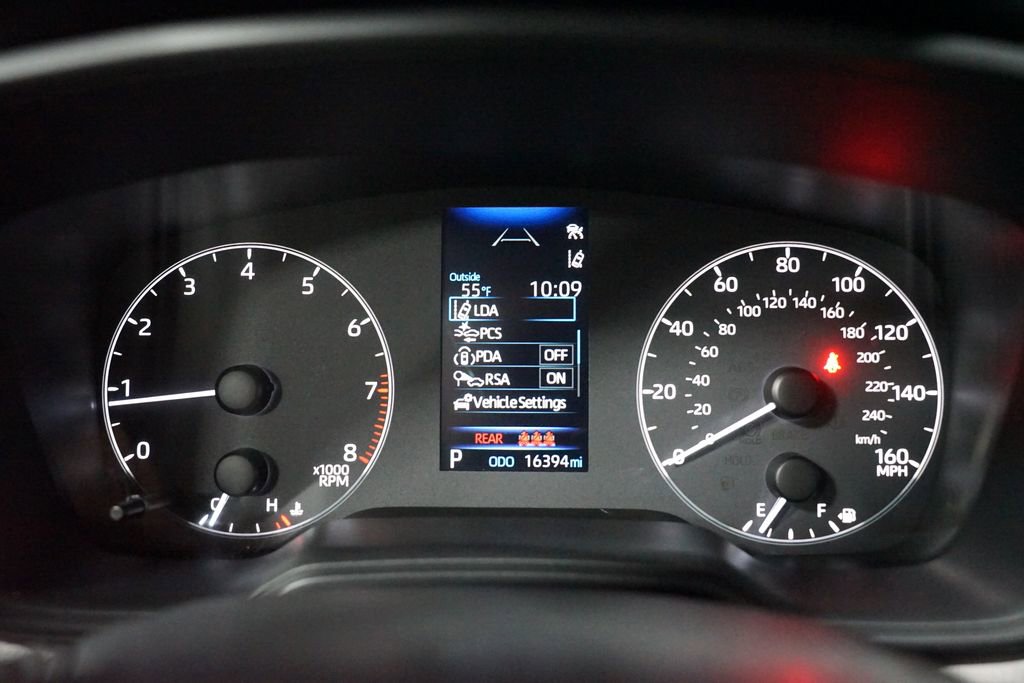 Certified 2024 Toyota Corolla Cross L image 15