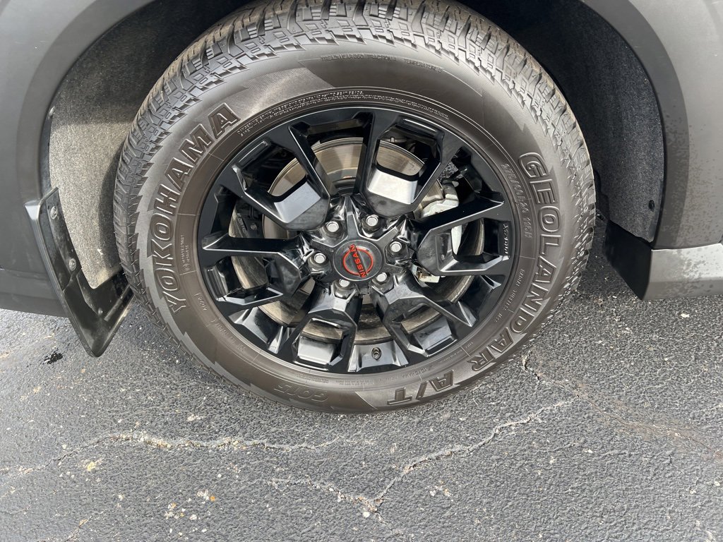 Used 2025 Nissan Armada PRO-4X w/ Pro-4X Premium Package image 5