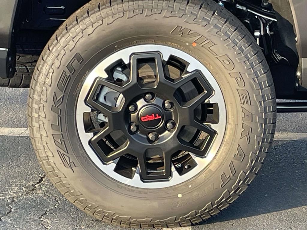 New 2025 Toyota Tacoma TRD Off-Road image 14