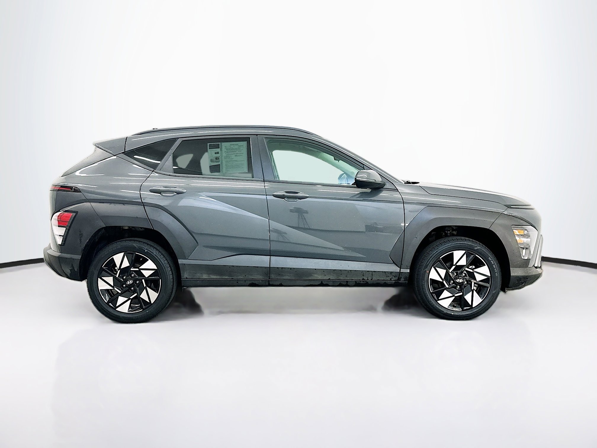 Used 2025 Hyundai Kona SEL AWD/4WD image 10