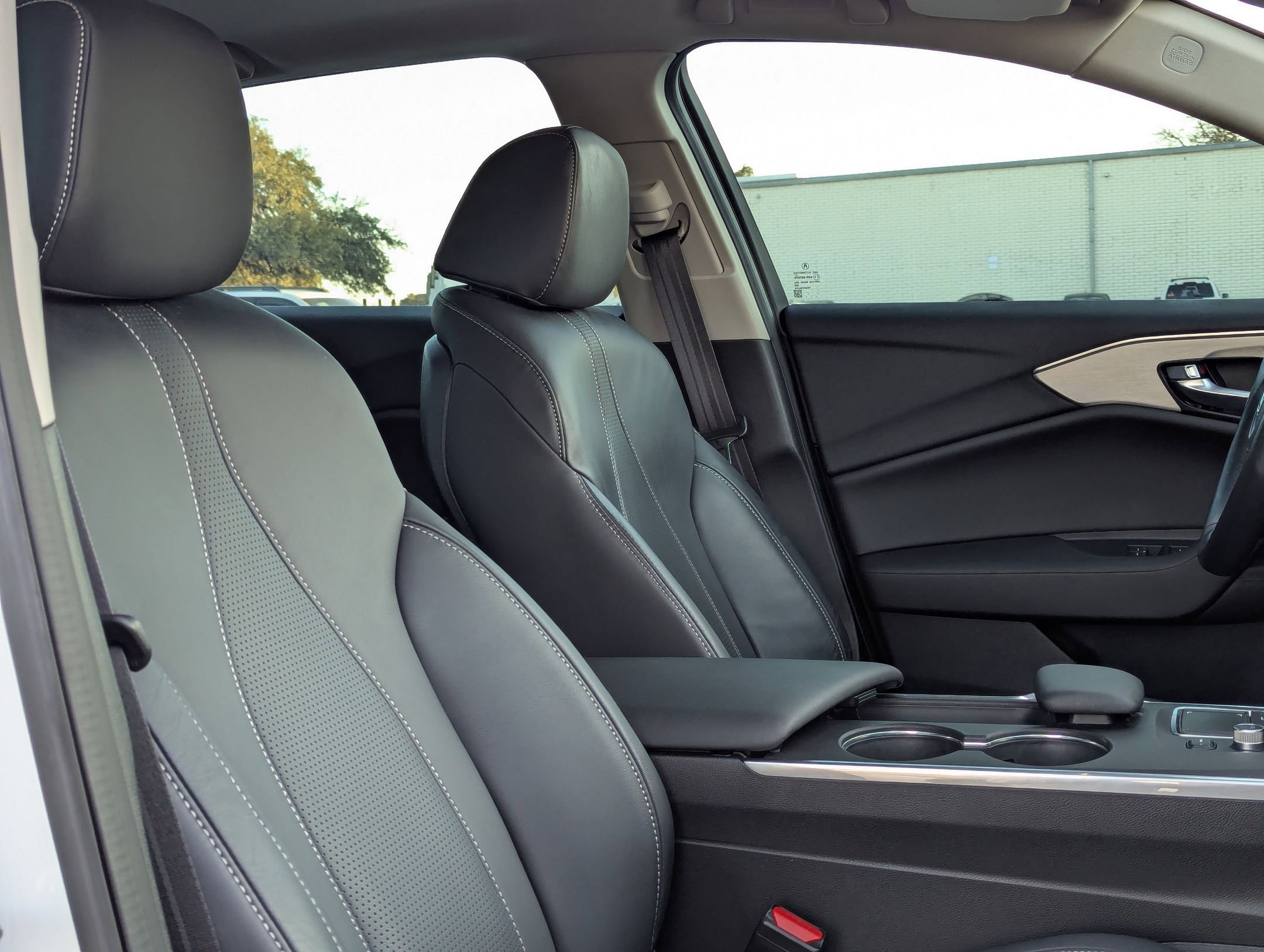 Used 2023 Acura TLX w/ Technology Package image 30