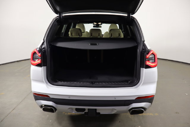 Used 2023 BMW X3 xDrive30i w/ Premium Package AWD/4WD image 10