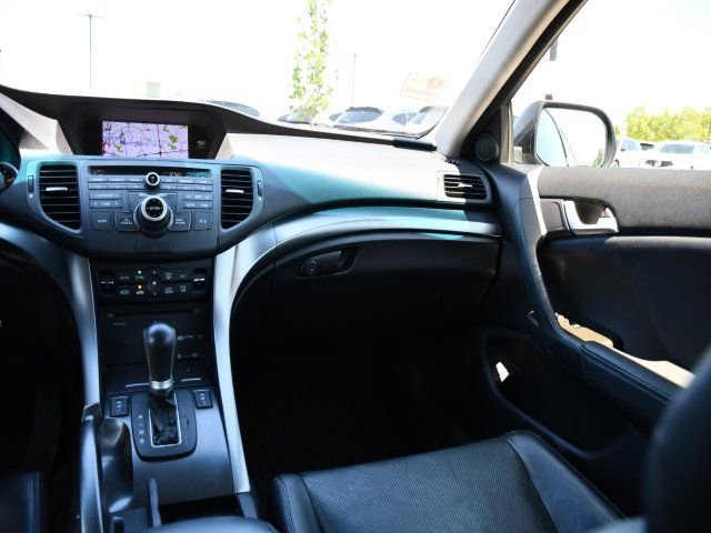 Used 2013 Acura TSX Sport Wagon FWD image 18