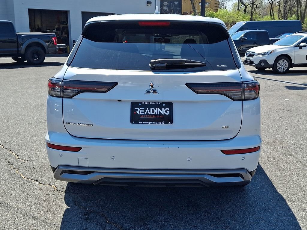 Used 2025 Mitsubishi Outlander SE AWD/4WD image 7