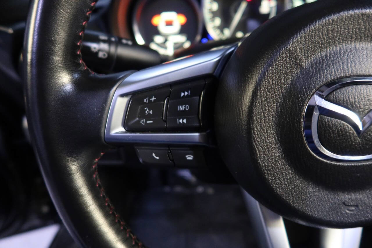 Used 2018 MAZDA MX-5 Miata RF Club w/ Brembo/BBS Package RWD image 19