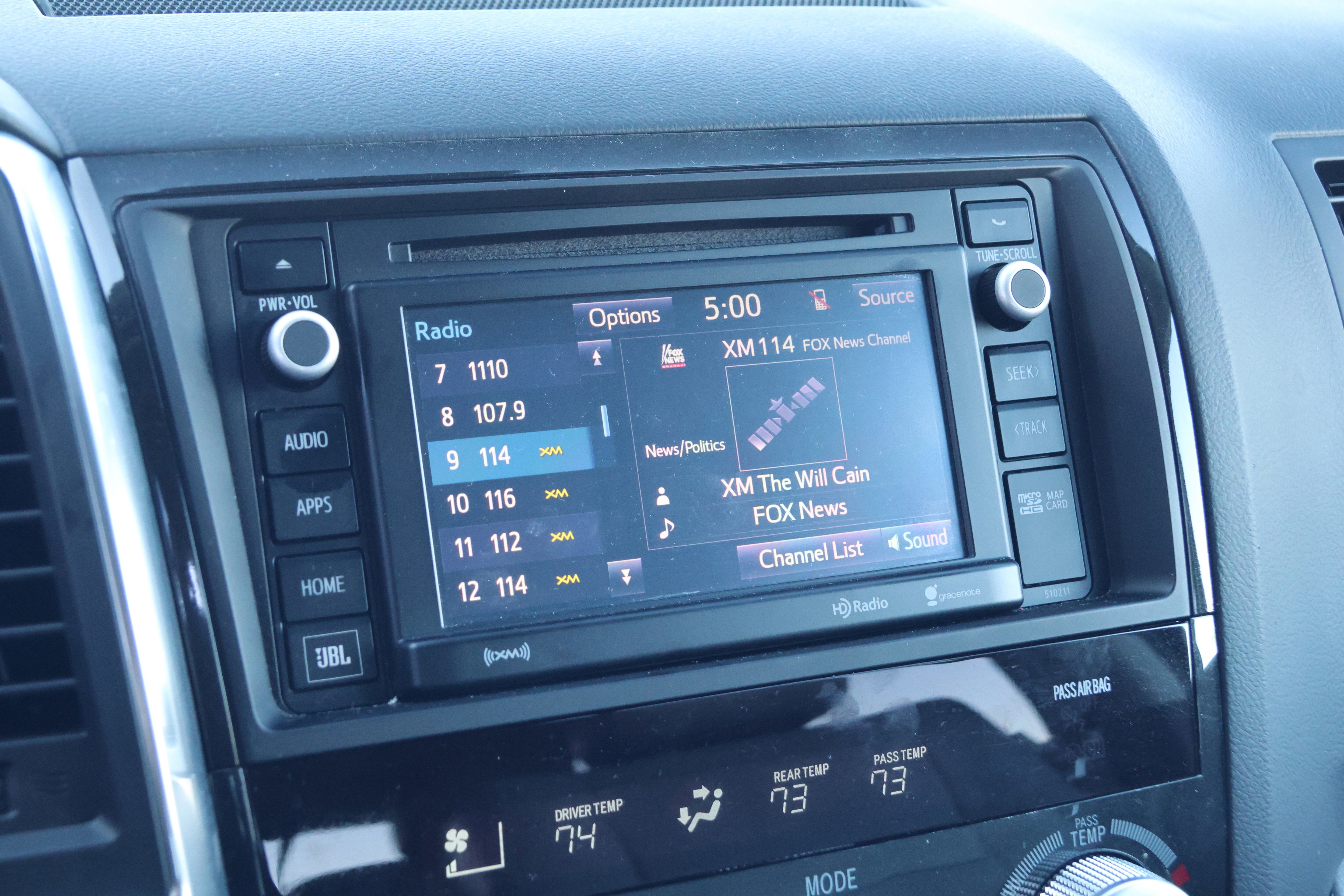 Used 2018 Toyota Sequoia Platinum image 24