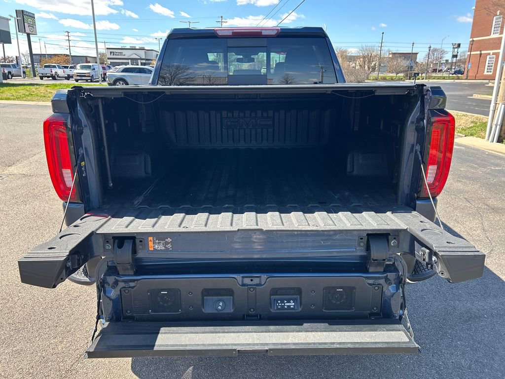 Used 2019 GMC Sierra 1500 SLT w/ SLT Premium Plus Package image 31