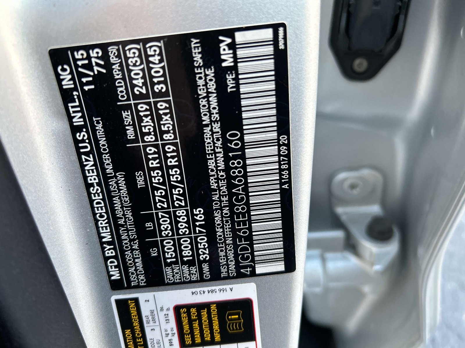 Used 2016 Mercedes-Benz GL 450 4MATIC image 33